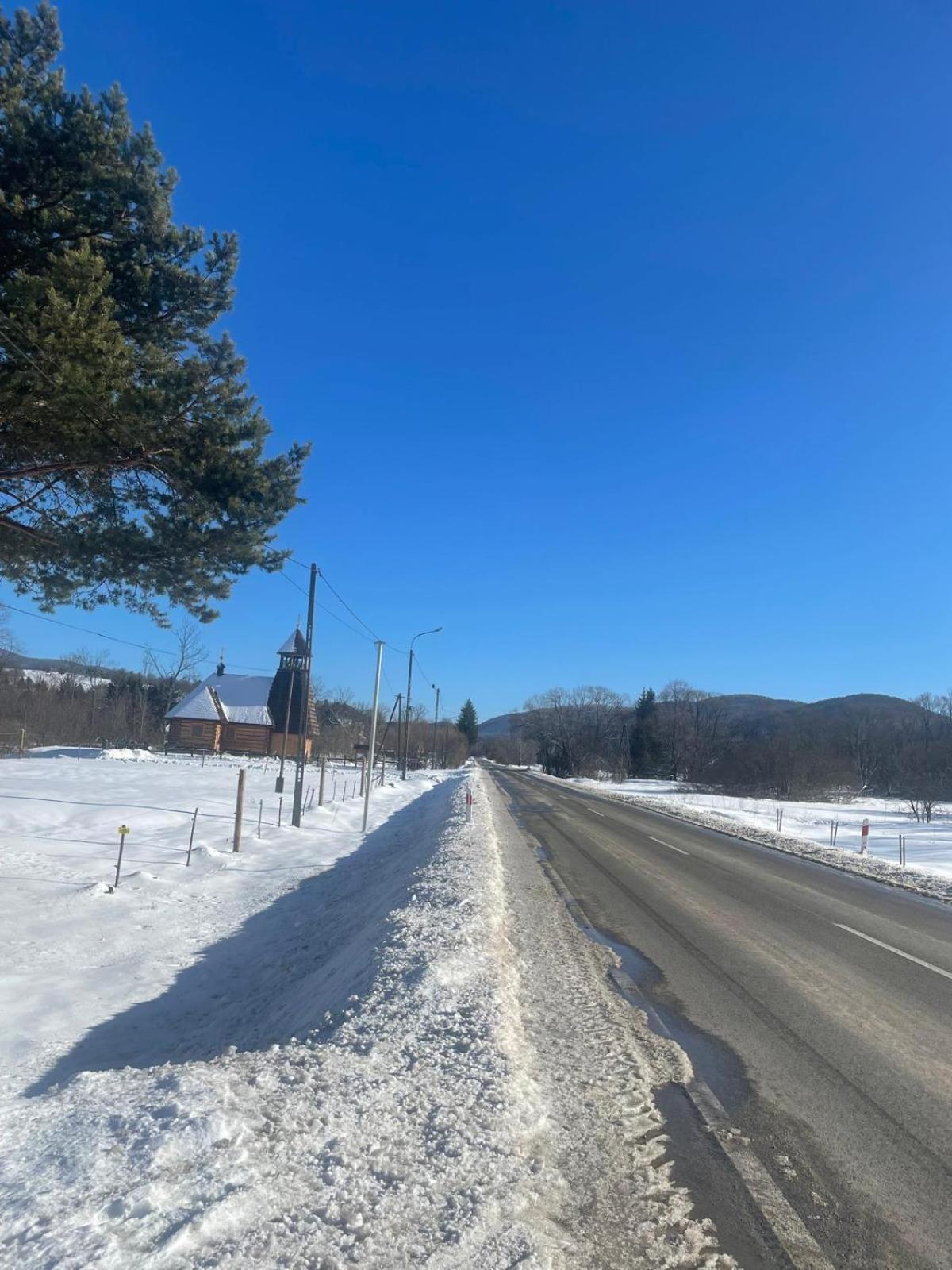 ホテル Latarnia Wagabundy Bieszczady Wola Michowa エクステリア 写真
